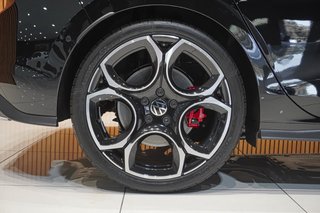 2026 Volkswagen GTI - photo 4