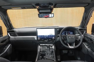 2026 Lexus 550 SE - photo 4