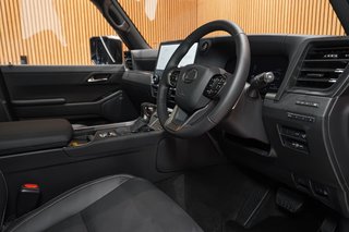 2026 Lexus 550 SE - photo 5