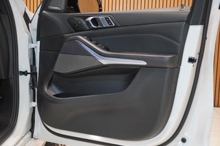 2023 BMW xDrive30d M Sport - photo 12