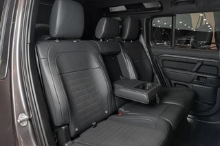 2025 Land Rover Defender 4.4 V8 OCTA (P635) - photo 16