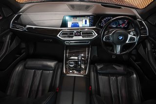 2021 BMW M50d - photo 8
