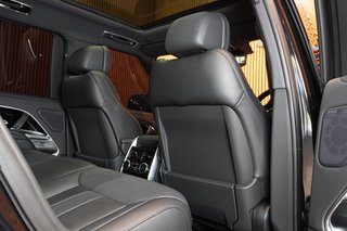 2025 Land Rover Range Rover 4.4 HSE (P530) - photo 8