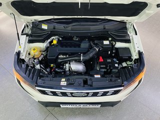 2022 Mahindra XUV300 1.5D (W6) - photo 5