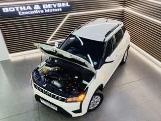 2022 Mahindra XUV300 1.5D (W6) - photo 4