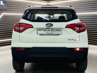 2022 Mahindra XUV300 1.5D (W6) - photo 8