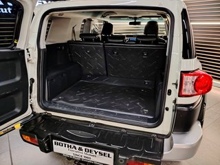 2011 Toyota Land Cruiser L/CRUISER FJ 4.0 V6 CRUISER - photo 4