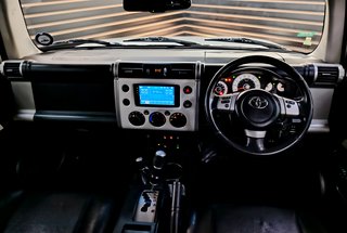 2011 Toyota Land Cruiser L/CRUISER FJ 4.0 V6 CRUISER - photo 10