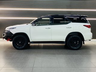 2020 Toyota Fortuner 2.8GD-6 4X4 A/T - photo 6
