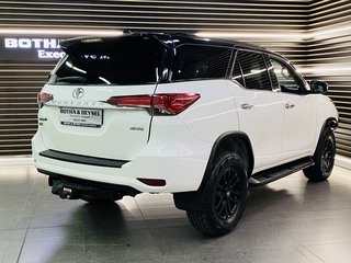 2020 Toyota Fortuner 2.8GD-6 4X4 A/T - photo 2