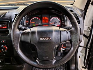 2023 Isuzu D-Max 250C FLEETSIDE S/C P/U - photo 5