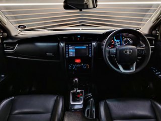 2021 Toyota Fortuner 2.4GD-6 R/B A/T - photo 12