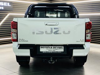 2022 Isuzu D-Max 3.0 Ddi LS 4X4 D/C P/U - photo 8