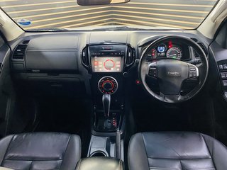 2020 Isuzu Mu-x 3.0D A/T - photo 5