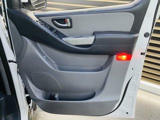 2019 Hyundai H-1 2.5 CRDI A/T/ 2.5 ELITE A/T - photo 2