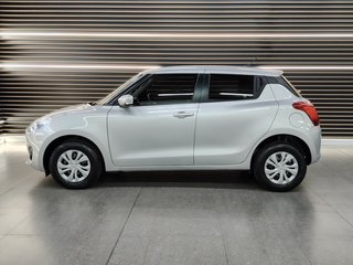 2022 Suzuki Swift 1.2 GL AMT - photo 2