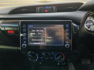 2023 Toyota Hilux 2.4 GD-6 RB RAIDER A/T P/U D/C - photo 6