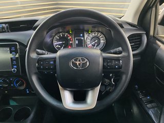 2023 Toyota Hilux 2.4 GD-6 RB RAIDER A/T P/U D/C - photo 11