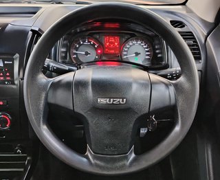 2022 Isuzu D-Max 250 HO HI-RIDE A/T D/C P/U - photo 5