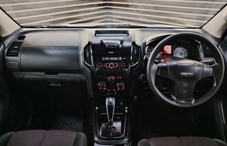 2022 Isuzu D-Max 250 HO HI-RIDE A/T D/C P/U - photo 4