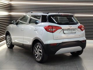 2024 Mahindra XUV300 1.5D (W8) - photo 3