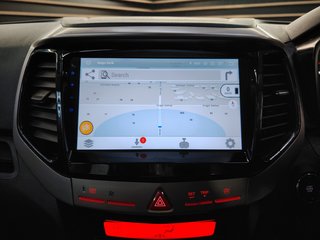 2024 Mahindra XUV300 1.5D (W8) - photo 3