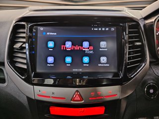 2024 Mahindra XUV300 1.5D (W8) - photo 6