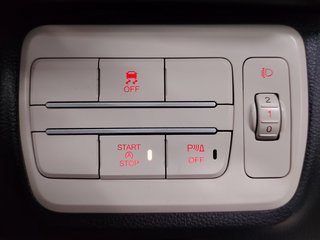 2024 Mahindra XUV300 1.5D (W8) - photo 13