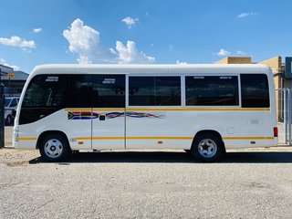 2023 Toyota Quantam COASTER 4.0D 23 SEATER B/S - photo 4