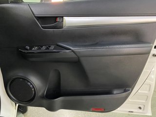 2023 Toyota Hilux 2.4 GD-6 RB RAIDER A/T P/U D/C - photo 5
