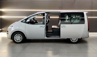 2023 Hyundai STARIA 2.2D EXECUTIVE A/T - photo 3