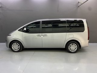 2023 Hyundai STARIA 2.2D MULTICAB A/T (5 SEAT) - photo 2