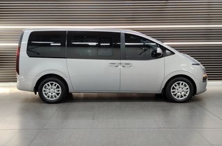 2023 Hyundai STARIA 2.2D MULTICAB A/T (5 SEAT) - photo 14