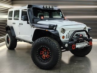 2014 Jeep Wrangler UNLTD SAHARA 3.6L V6 A/T - photo 15