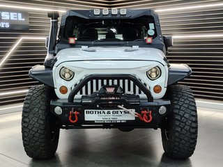 2014 Jeep Wrangler UNLTD SAHARA 3.6L V6 A/T - photo 19