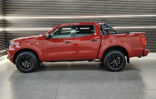 2022 Nissan Navara 2.5DDTI SE PLUS A/T D/C P/U - photo 2