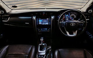 2018 Toyota Fortuner 2.8GD-6 R/B A/T - photo 14