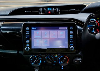 2021 Toyota Hilux 2.8 GD-6 RB LEGEND A/T P/U E/CAB - photo 2