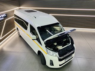 2021 Toyota Quantum 2.8 GL SLWB 14 SEAT - photo 4