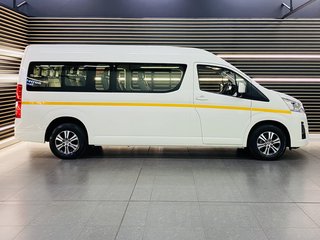 2021 Toyota Quantum 2.8 GL SLWB 14 SEAT - photo 1