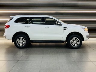 2018 Ford Everest 2.2 TDCi XLT - photo 2