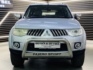 2010 Mitsubishi Pajero Sport 3.2 Di-D GLS A/T - photo 2
