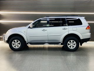 2010 Mitsubishi Pajero Sport 3.2 Di-D GLS A/T - photo 6