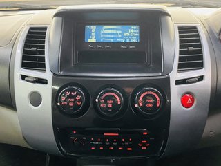 2010 Mitsubishi Pajero Sport 3.2 Di-D GLS A/T - photo 7