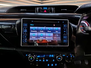 2018 Toyota Hilux 2.8 GD-6 RAIDER 4X4 A/T P/U D/C - photo 2