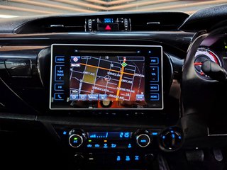 2018 Toyota Hilux 2.8 GD-6 RAIDER 4X4 A/T P/U D/C - photo 3