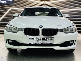 2014 BMW 3 Series 320i A/T (F30) - photo 2