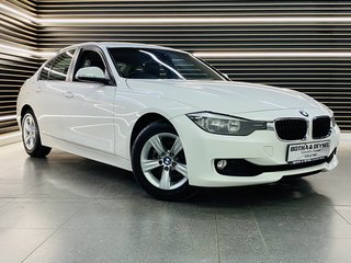 2014 BMW 3 Series 320i A/T (F30) - photo 3