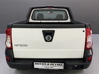 2022 Nissan NP200 1.6 A/C SAFETY PACK P/U S/C - photo 5