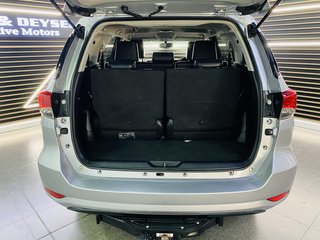 Toyota FORTUNER 2.4GD-6 R/B A/T - photo 10